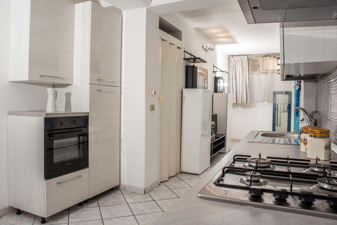Casa Vacanze Margherita Porto Torres Eksteriør bilde